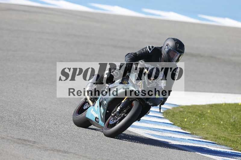 /02 28.-31.01.2025 Moto Center Thun Jerez/gruen-green/124